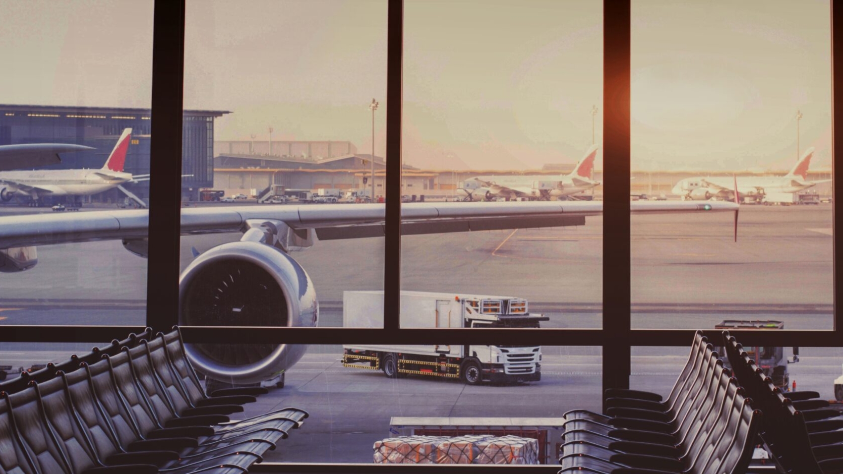 Planes on ground during disruption handling.