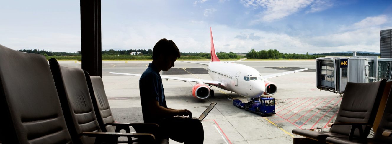 Passengers facing difficulties at airport self-service portal due to system issues