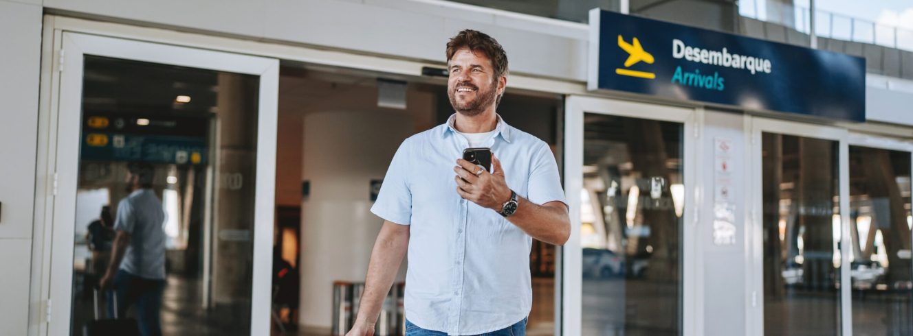 VoyagerAid vs. Traditional Tools | Airline Disruption Software